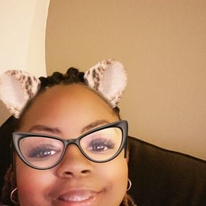 Meet your Posher, Robyn